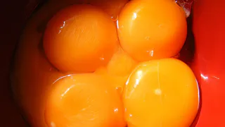 Необычное блюдо из яиц: Турецкий рецепт с гречкой и овощами