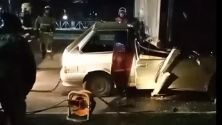 Водитель погиб: на Московском шоссе легковушка попала под фуру