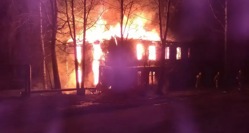Двое рабочих погибли в жилом балке в Коми
