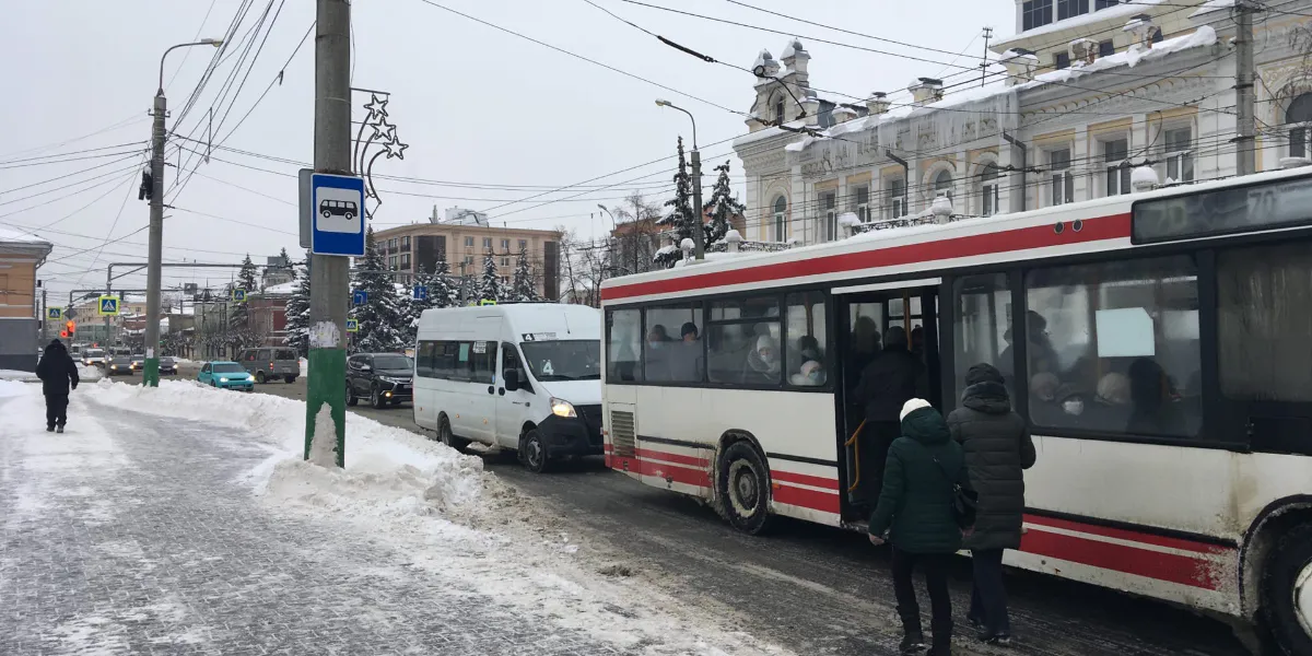 Мэрия Рязани ответила на вопросы о проблемах с прибытием автобусов и маршруток