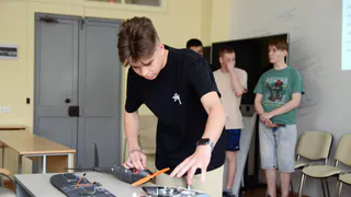 Школы и колледжи Владимирской области оснастят оборудованием для изучения беспилотников