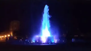 В Брянске провели тестовый запуск фонтана в Круглом сквере