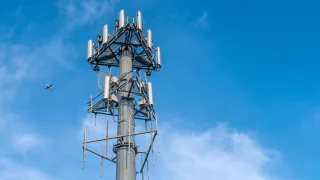 Минцифры ужесточит контроль за 5G через спутник: что изменится для пользователей