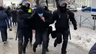 Митинги в Рязани: полиция начала задерживать протестующих