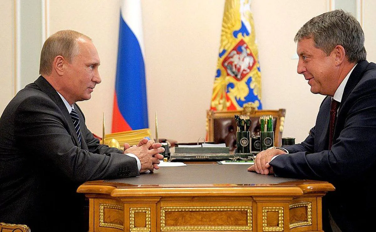 Президент РФ Владимир Путин провел встречу с брянским губернатором (видео)
