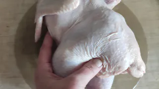 Беру эту самую дешевую куриную часть и готовлю настоящий деликатес по-грузински: никто не может понять из чего и почему так вкусно