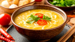 Жарким летом вместо надоевшей окрошки готовлю мой фирменный "Шёлковый" суп: ещё никто не догадался из чего же он, делюсь рецептом