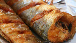 Сухой минтай за 20 минут превращаю в жирную рыбу: знакомый повар из элитного ресторана рассказал, что нужно добавить