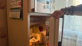 Не спешите это выбрасывать: какие продукты можно есть после истечения срока годности