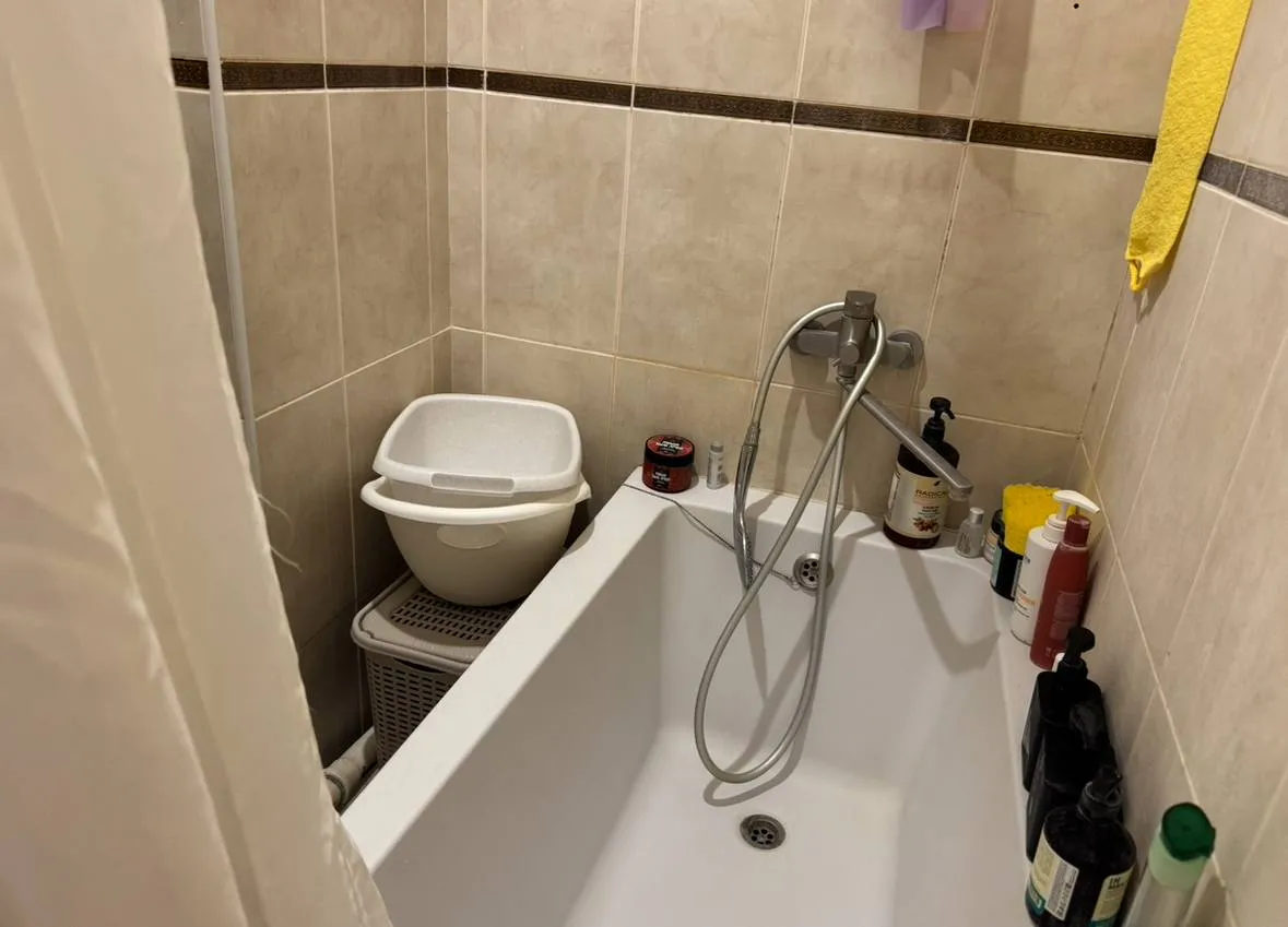 Разводим 50 гр. — и ванна светится даже в темноте: ни ржавчины, ни налета — рабочий лайфхак