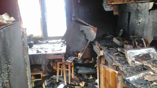 Внук собирает деньги для своего деда-погорельца