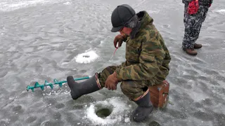 Не ходите на лед: стали известны самые опасные для зимней рыбалки водоемы