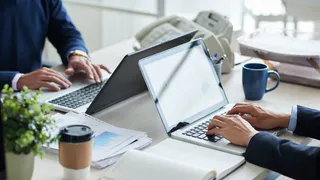 В регионе могут заменить новогодние и майские праздники короткими рабочими неделями