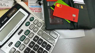 Спишут без ведома хозяина: с 21 декабря владельцев банковского пластика ждёт сюрприз