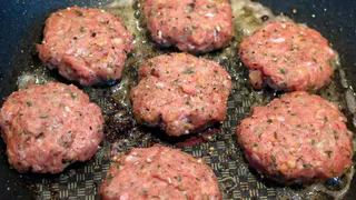 Готовьте котлеты только таким способом: записывайте простой и лучший рецепт