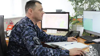 Росгвардейцы избавили бар в Сыктывкаре от буйного посетителя