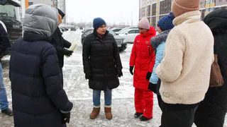 Сорокина проинспектировала ход строительства детского сада в Семчине