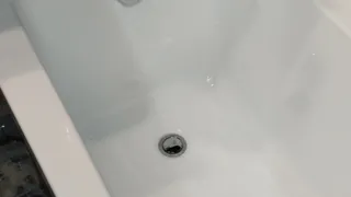 Развожу 50 гр. — и ванна сияет даже в темноте: ни ржавчины, ни налета — классный лайфхак без химии