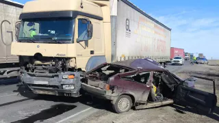 В Пензенском районе столкнулись легковушка и фура: погиб человек