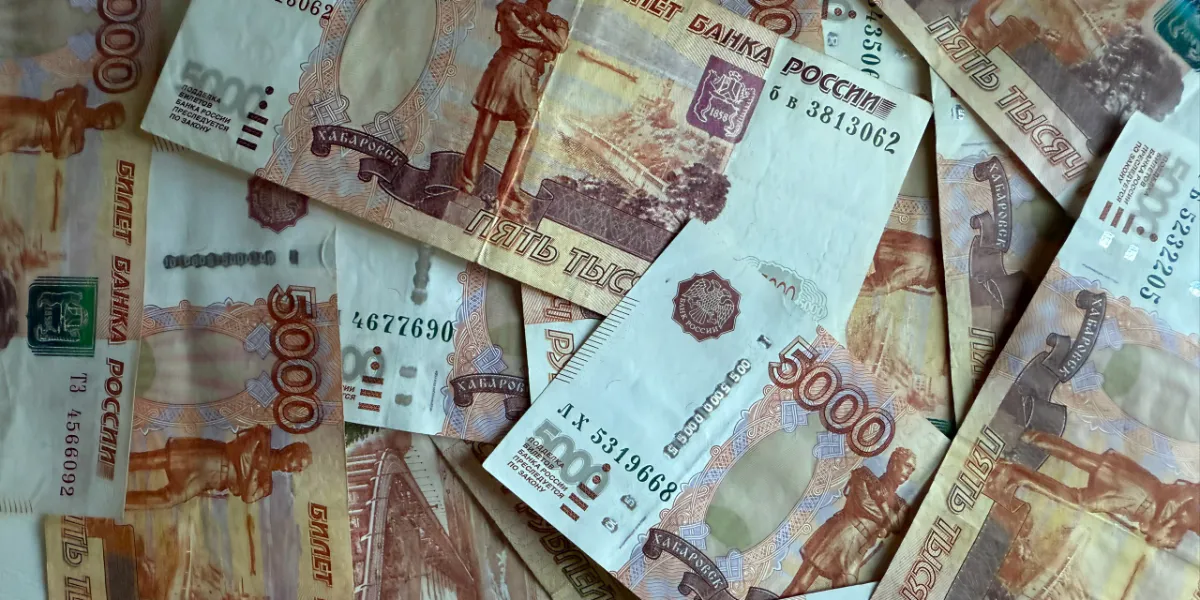 РГРЭС оштрафованы на 300 000 рублей за отказ подключить дом к сети