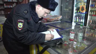 В рязанской торговой палатке незаконно торговали спиртосодержащей жидкостью – изъято 116 емкостей