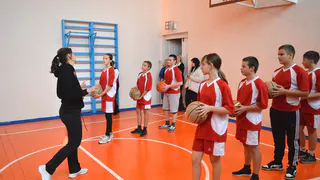 В школе с. Кевдо-Мельситово завершился ремонт спортзала и пищеблока