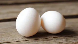 Какие яйца лучше покупать, крупные или мелкие - запомните раз и навсегда