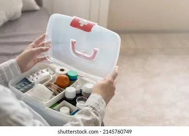 Что нужно иметь в дачной аптечке