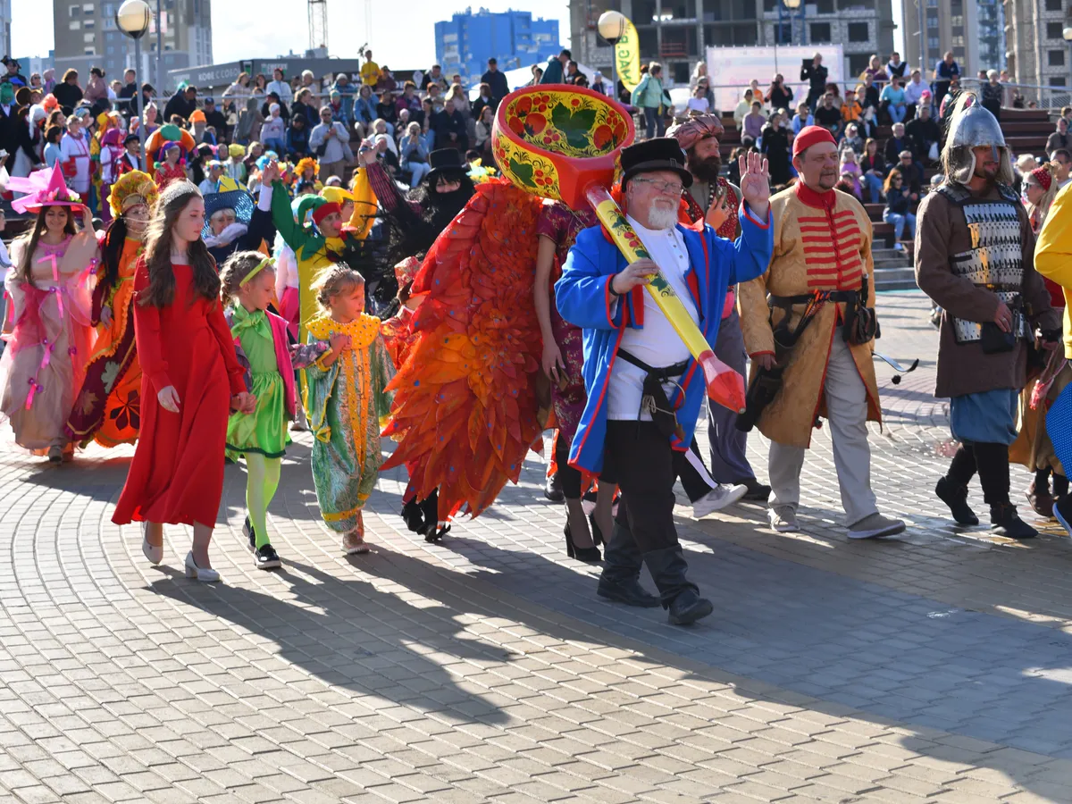 На юбилейном фестивале «Канитель» в Засечном выступит дуэт балалаечников -тиктокеров