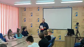 Брянских студентов научили выявлять фейки в соцсетях