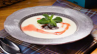 Нежная манная каша на курином бульоне: новый взгляд на любимое блюдо