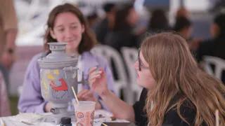 Коми-пермяцкие узоры покорили Пхукет: студентки из Сыктывкара представили наследие русского севера