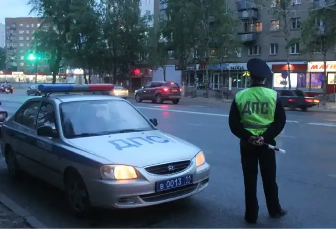 Касается всех, чей автомобиль старше 10 лет: водителей предупредили о штрафах за возраст машины