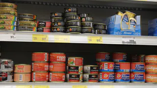 В "Светофор" за белорусской тушенкой: вскрываем три банки с консервами - честный отзыв