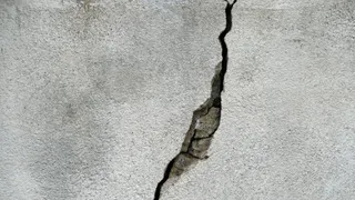 Наконец-то избавился от трещин в стенах и фундаменте: вы даже и не догадываетесь, как это просто