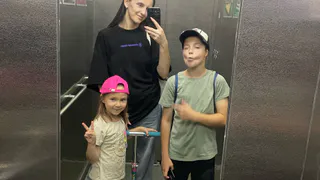 Чрезмерная любовь матери калечит души детей - и вот почему: Карл Юнг дал жесткий, но правдивый ответ