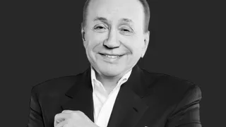 Ушел из жизни Александр Масляков: Челябинская область скорбит о легендарном ведущем КВН