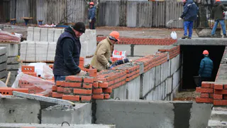“Все объекты должны быть сданы в срок”: мэр города проверила возведение пристроек к детским садам