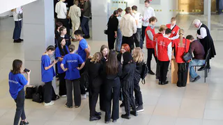 Школьники и студенты Магнитогорска сыграли в игру с чиновниками: итоги технической игры «Коридоры власти»