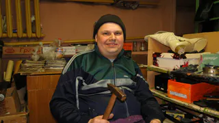 Рязанский сапожник: Из-за засилья китайского ширпотреба я не останусь без работы