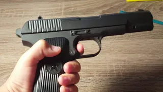 Попросил прикурить: неизвестный выстрелил в лицо рязанца из "травмата"