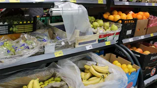 Более 180 тонн фруктов не пустили в Челябинскую область