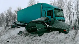 Подробности аварии из района Сасово - водитель автомобиля «Ваз 21140» скончался в машине скорой помощи