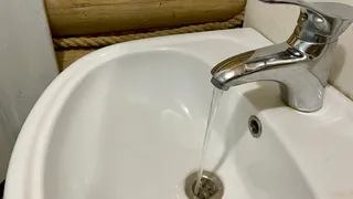 В Чебоксарах затягивается подача горячей воды, начаты проверки