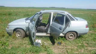 17-летний магнитогорец угнал автомобиль и бросил его в поле