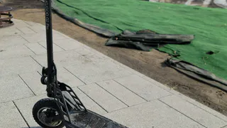 Житель Коми попытался продать украденный электросамокат