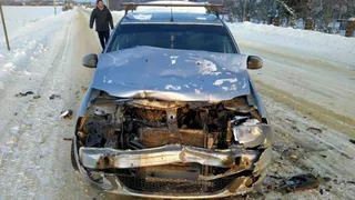 Капот всмятку: в Сараях столкнулись Газель и легковушка