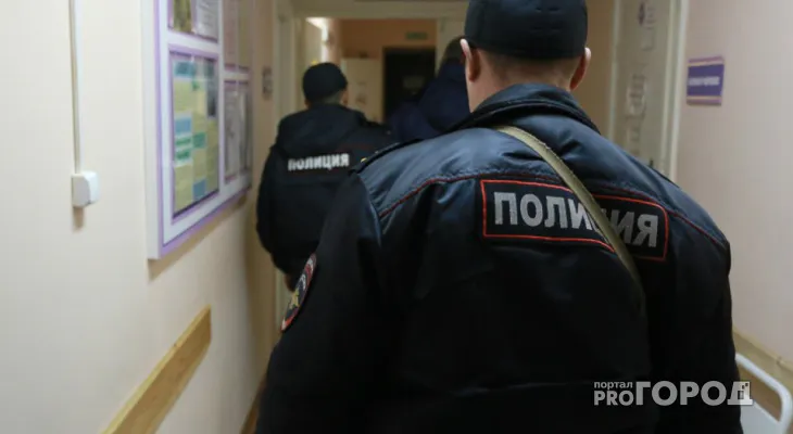 В Челябинске ищут мужчину в камуфляже, предложившего девочке поиграть и выпить