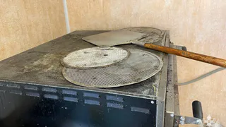 Грязная кухня, нечищеная посуда, просроченные продукты: суд приостановил работу общепита «Шикадо»