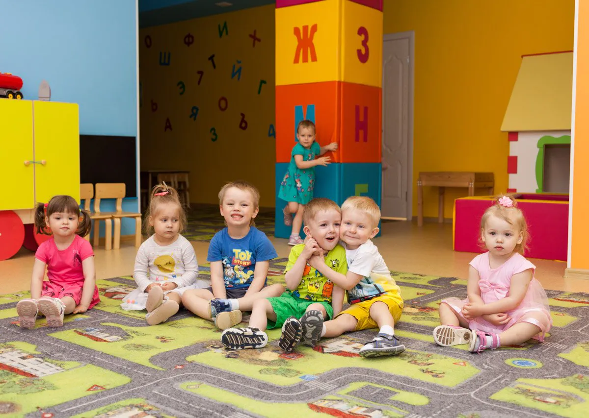 Запись открыта: нижнекамцы могут встать в очередь в строящиеся детские сады